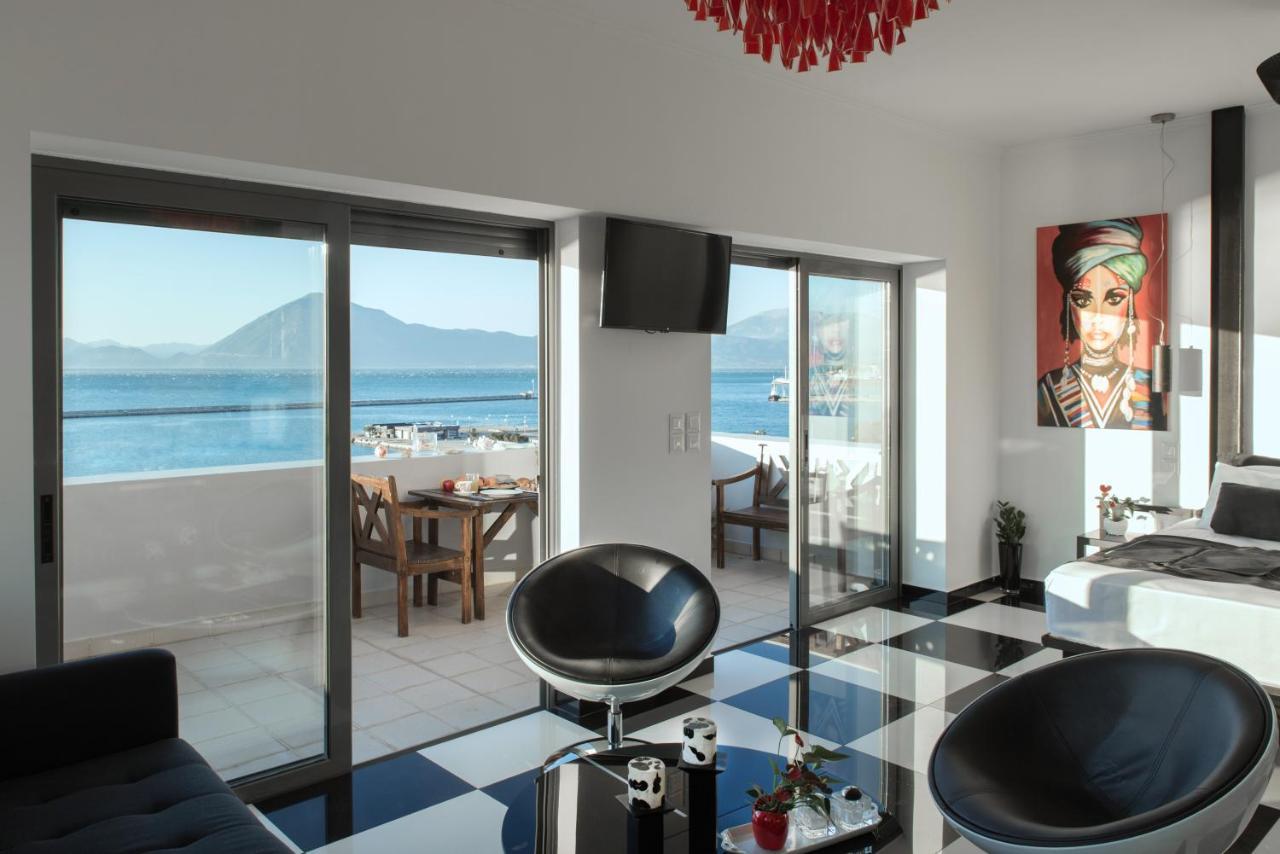Majestic Penthouse In The Heart Of Patra Apartment ภายนอก รูปภาพ